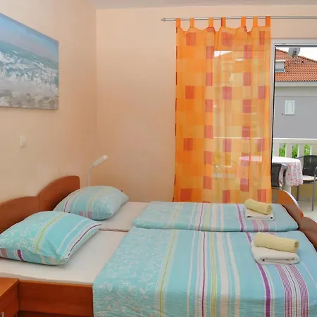Apartment With A Parking Space - 14667 Makarska