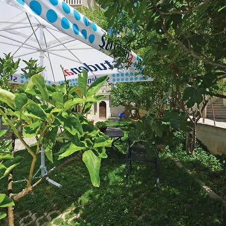 Apartment With A Parking Space - 14667 Makarska