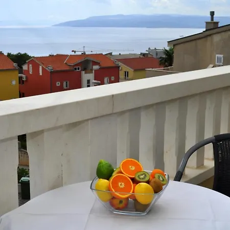 Apartment With A Parking Space - 14667 Makarska