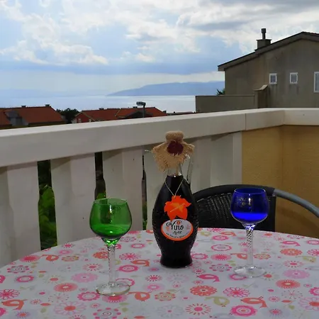 With A Parking Space - 14667 Apartment Makarska